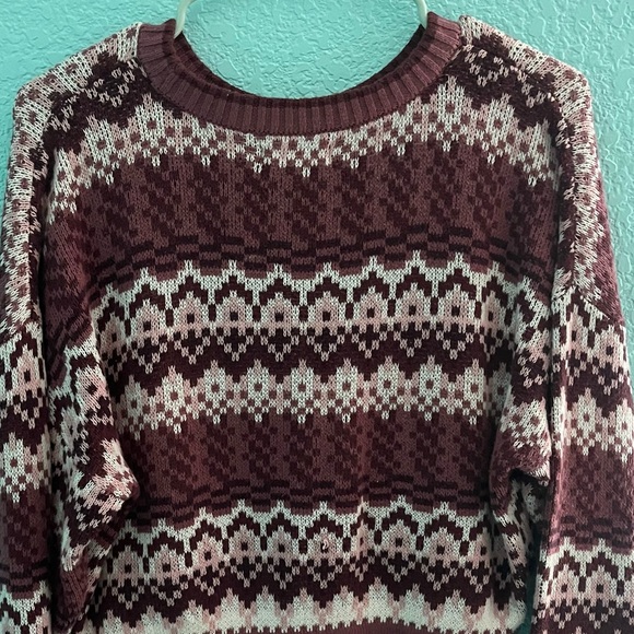Aeropostale Maroon and Pink Patterned Sweater - Picture 3 of 5